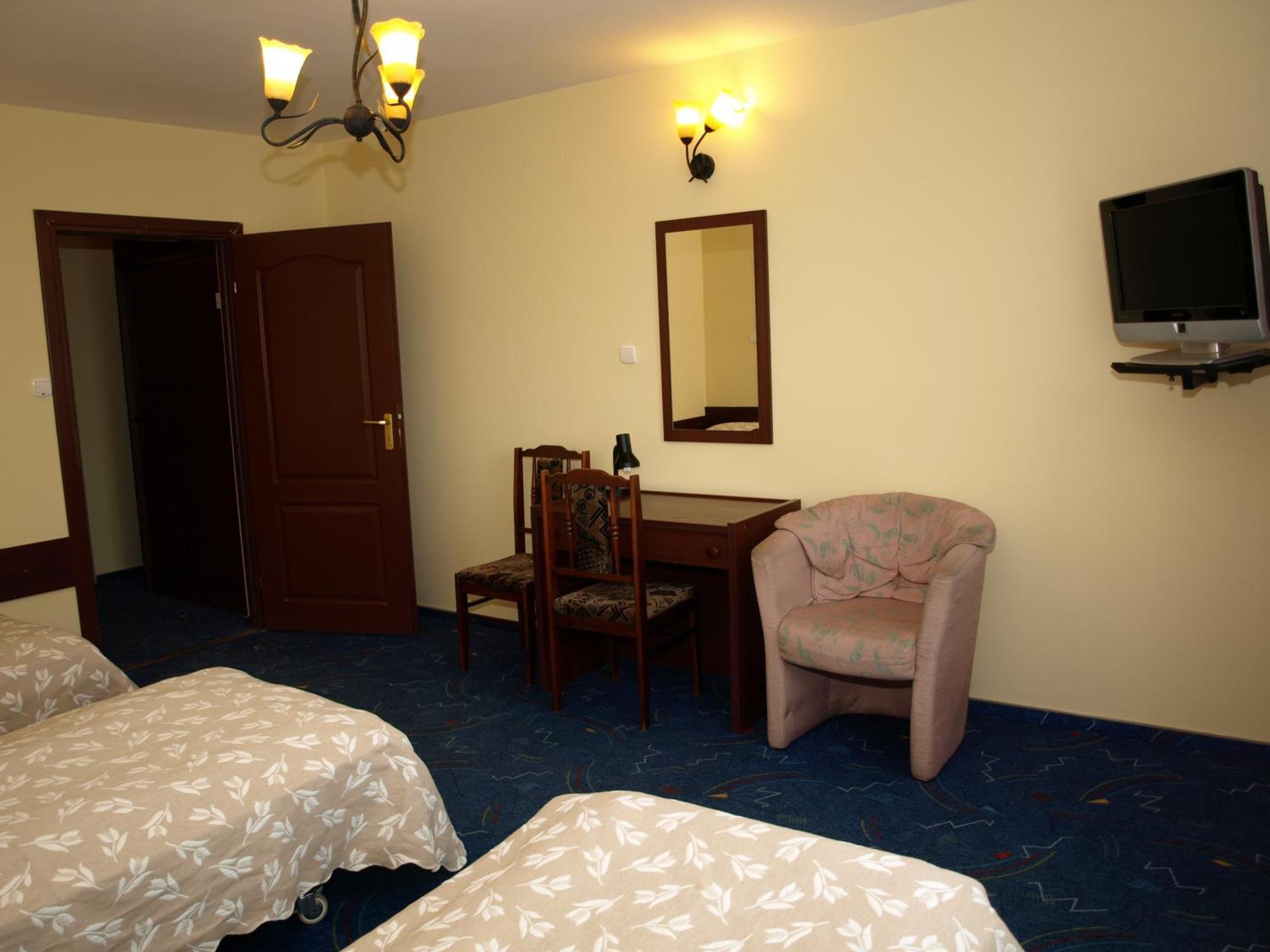 Wola Ducka Hotel Relaks מראה חיצוני תמונה