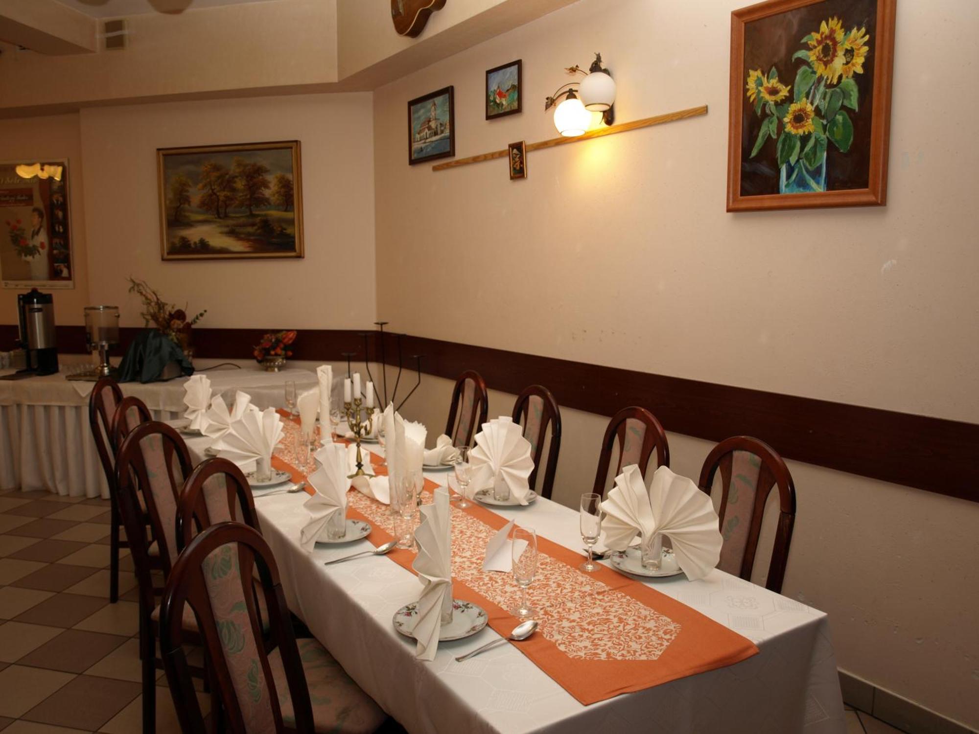 Wola Ducka Hotel Relaks מראה חיצוני תמונה