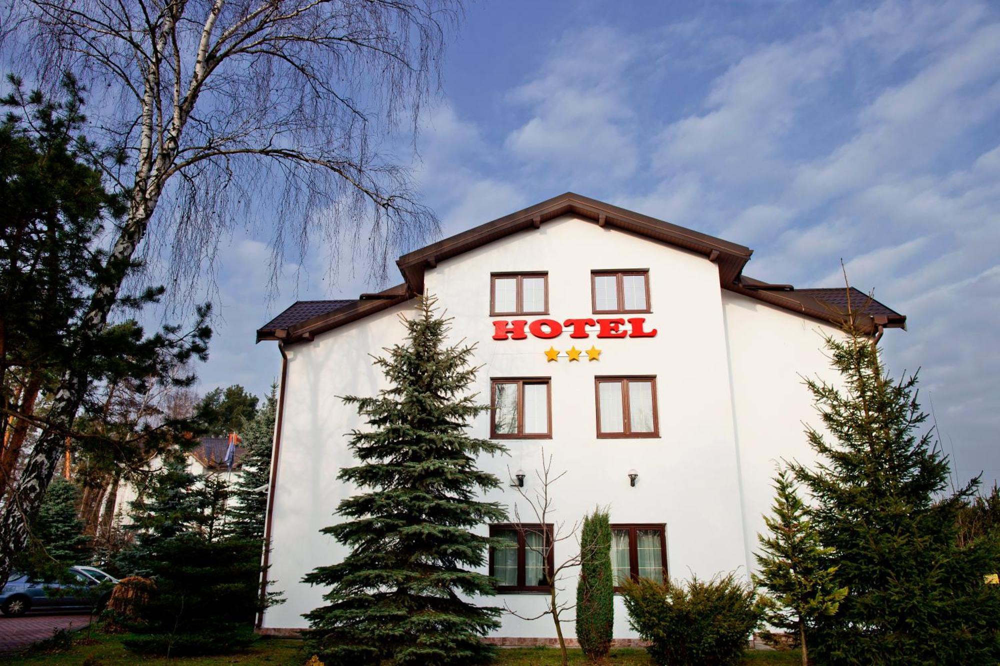 Wola Ducka Hotel Relaks מראה חיצוני תמונה