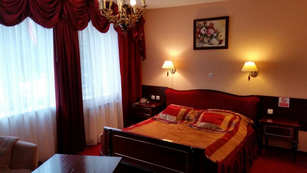 Wola Ducka Hotel Relaks חדר תמונה