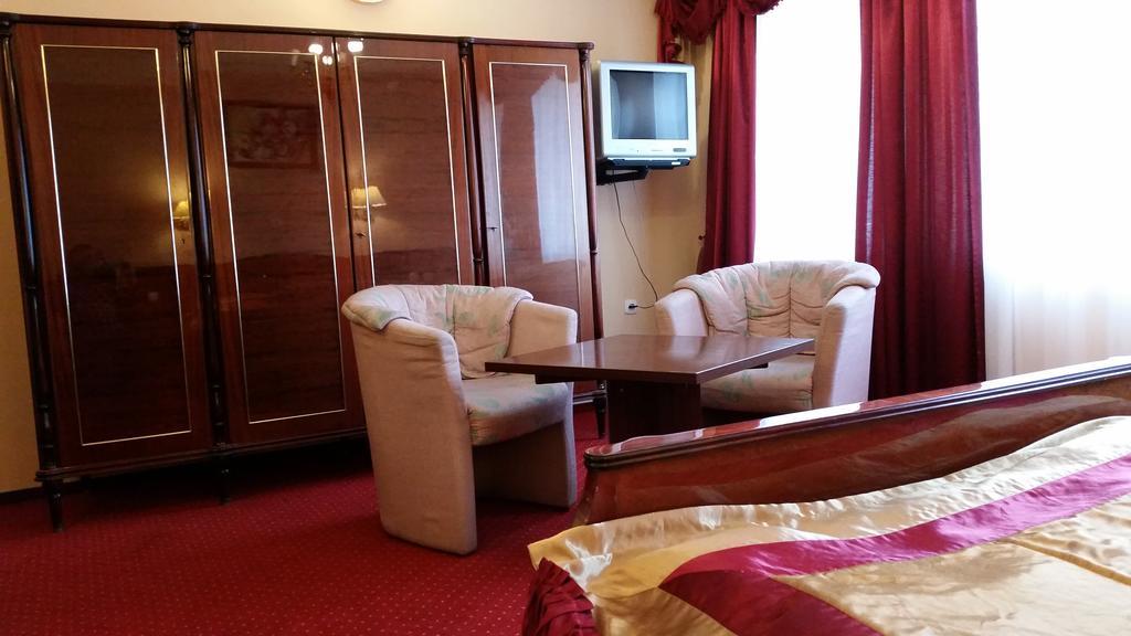 Wola Ducka Hotel Relaks מראה חיצוני תמונה